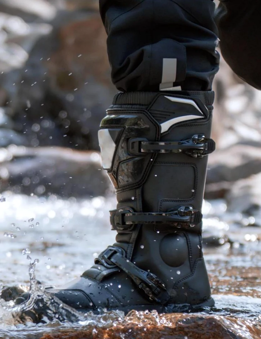 Bota impermeable de motocicleta